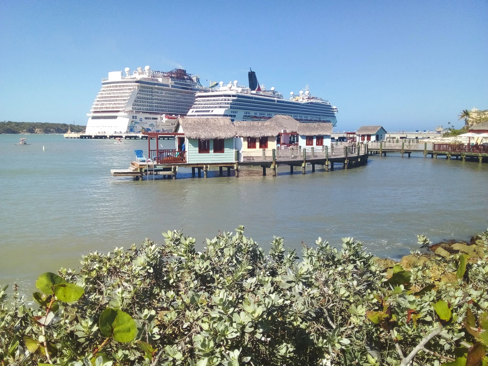 Imagen de archivo: terminal Amber Cove, Puerto Plata, 2023; el buque mostrado no corresponde a las escalas de esta noticia.