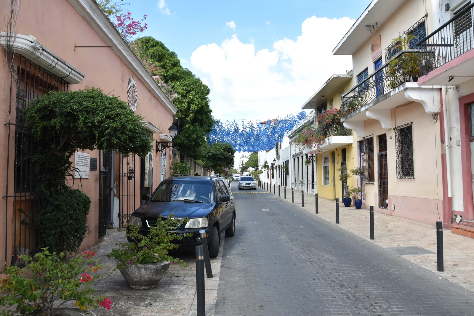File photo: Calle Arzobispo Meriño, Colonial City, 2019; not the works handed over in 2026.